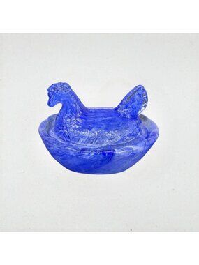 Vintage blue swirl glass hen on nest salt dip cellar